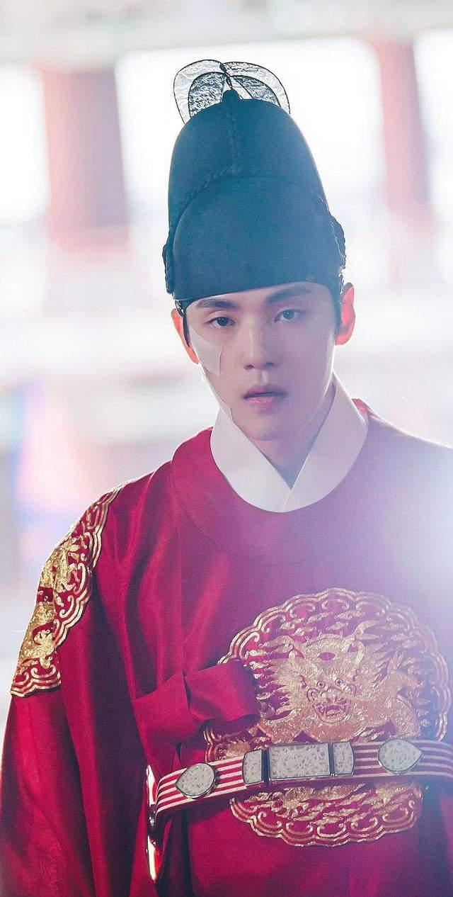 刘在石|韩国69岁教授谈韩服：实事求是尊重历史，多次打脸一旁的刘在石