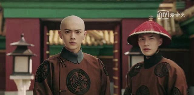 魏璎珞|延禧攻略:璎珞听完傅恒遗言,心碎地说出四个字,幸好乾隆没听到