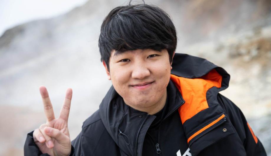 edg战队|看不起EDG才丢人！Khan开播，直言表示EDG真的很强！