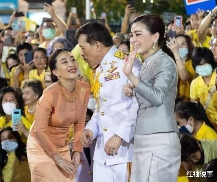 佟丽娅|20岁提拉蓬素颜出镜，五官清秀又美又飒，担任泰王嫔妃兼保镖