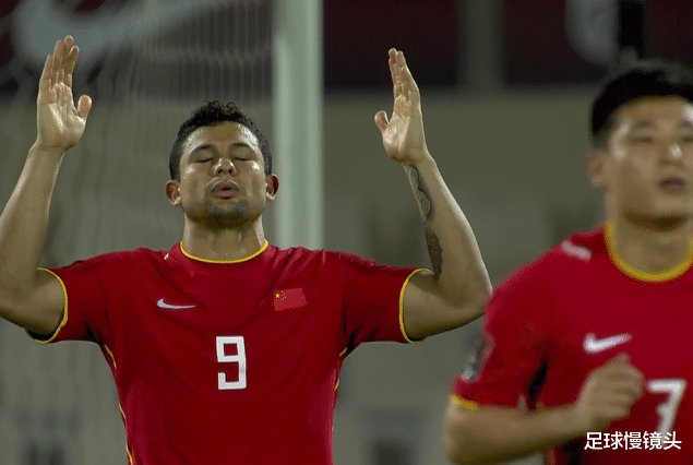 国足|1-0变0-0!国足被黑,艾克森进球被吹,韩国裁判造争议,球迷怒了