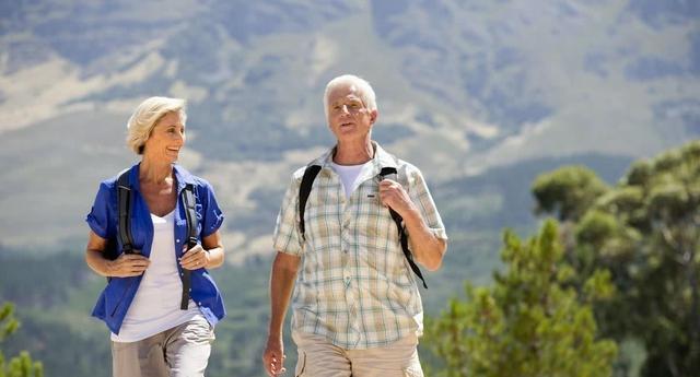 狐臭|老人多走路有助于长寿？提醒：过了50岁，这3件事或比运动还重要