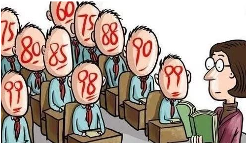 红莲少年|家长质疑：期末考试不公布成绩和排名，那考试还有什么用？