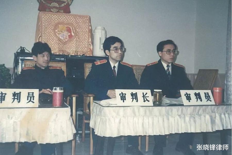 开封 一起因坐台女吹“枕头风”而引发的血案