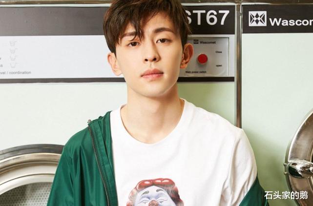 邓伦|娱乐圈的5对“地下恋情”，实锤被曝光，只有邓伦让大家意难平！