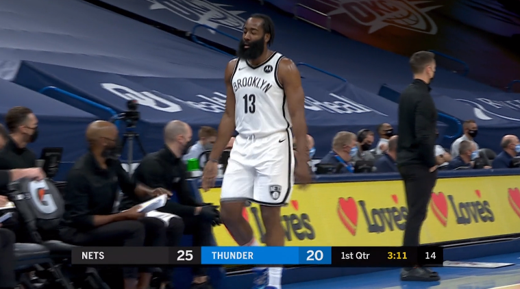 詹姆斯·哈登|8投17+7！哈登頂替杜蘭特打4號(hào)位，隨意切換模式，籃網(wǎng)半場(chǎng)76分