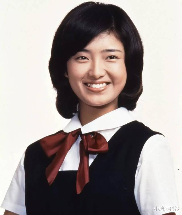 周慧敏|“玉女掌门人”周慧敏：就这样改写了命运，我们都被她的外表骗了