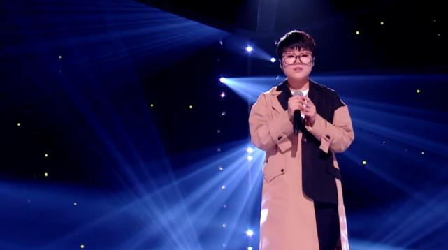 王菲|好声音唯一“男丁”遭淘汰，王靖雯成功逆袭，5强全剩女声