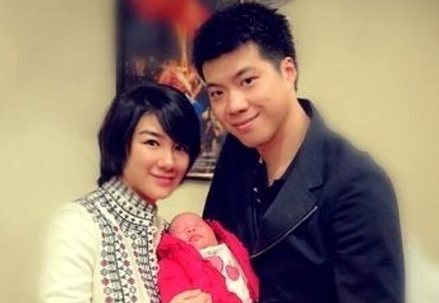 帕丽斯·希尔顿|娱乐圈撕破脸皮的6对夫妻，对前任“泼脏水”的行为一个比一个狠