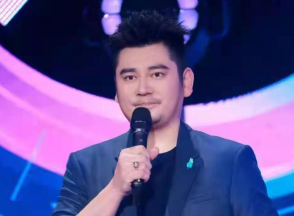 汪涵|天天向上改版后面目全非！官宣美女主持加入，兄弟团仅剩汪涵一人