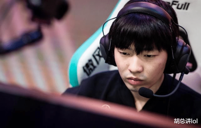 tes战队|LOL：左手并非自由人，圈内人士爆料左手和TES有另外的合同，类似Uzi