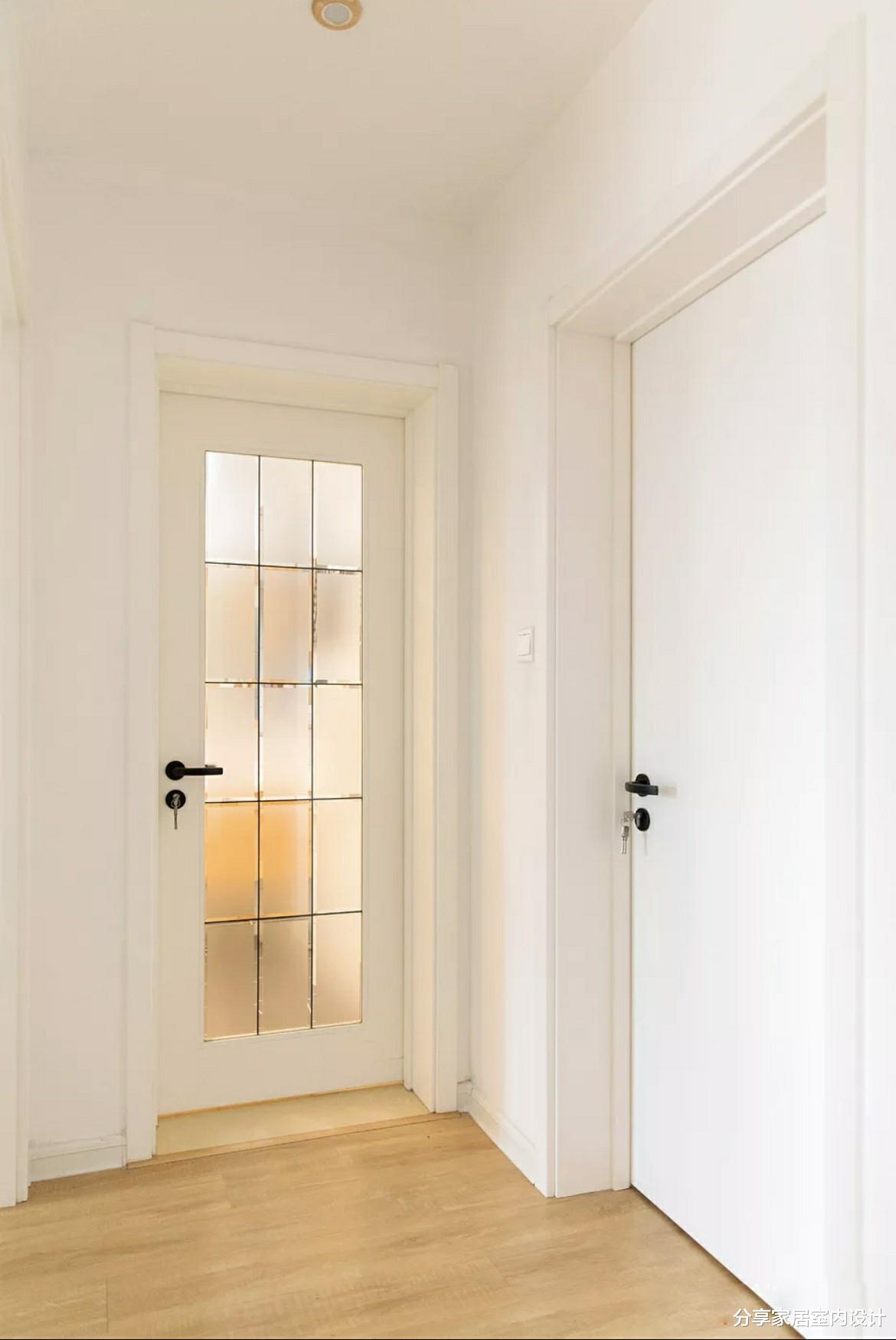 这个家，原木风清爽又舒适，电视墙收纳可以给满分，太实用啦！