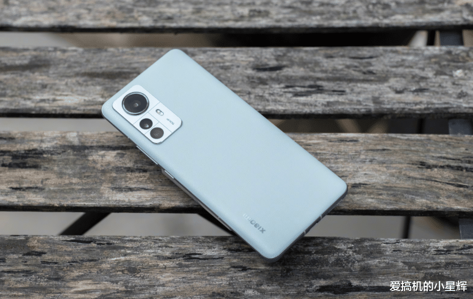 小米科技|小米12系列到底值不值得買？分析完優缺點之后終于懂了