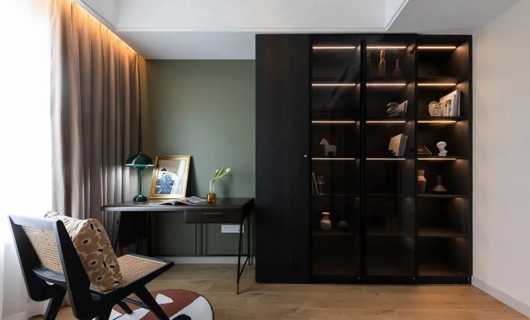 老房翻新 | 135平简约轻复古风,幽静且不失时髦的视觉感