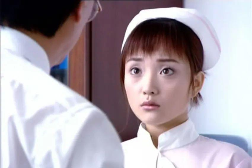 黄奕|6位内地女星现状：马苏吃路边摊，李菁菁患癌，黄奕只能演配角