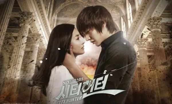 整容|整容天花板？压倒性的美貌和精湛的演技让她成为收视保障