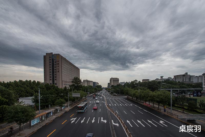 股市 4月13日股市观点，惯性下跌调整
