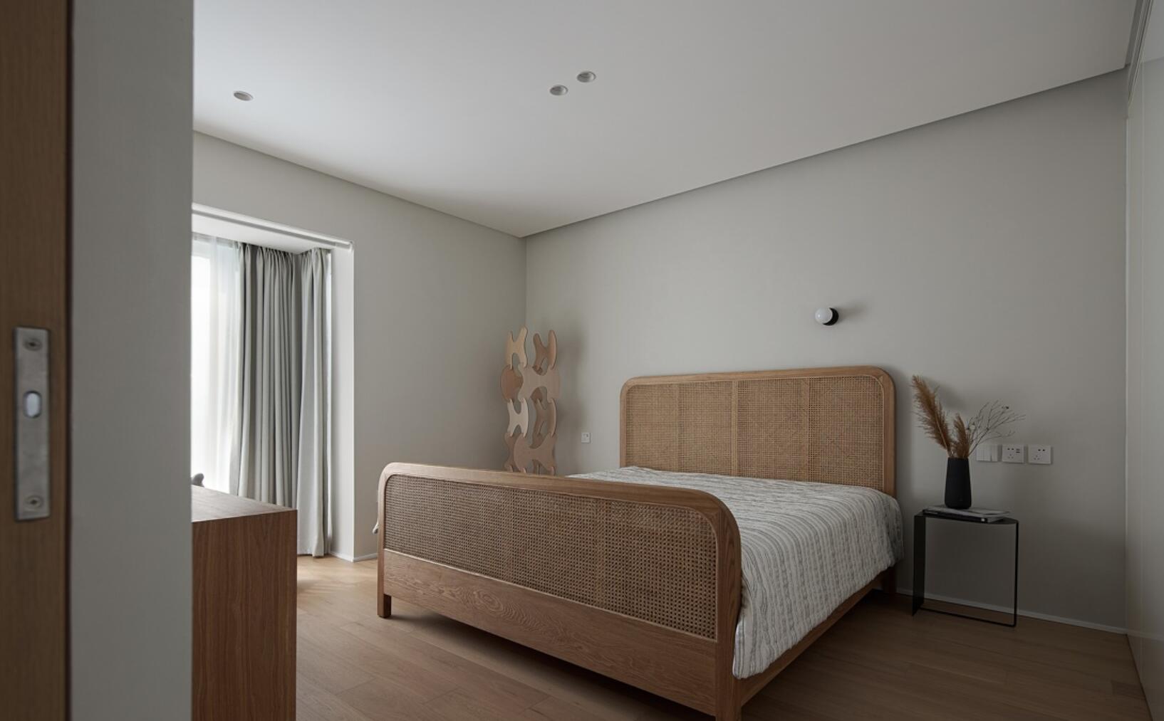 小拾谈装修|最舒适的家并不需要过多的设计，她88㎡新家，一进门就很治愈