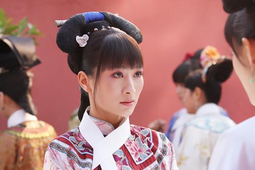 安陵容|甄嬛传：难怪安陵容首次被临幸时，吓得发抖，你看她母亲教了啥？