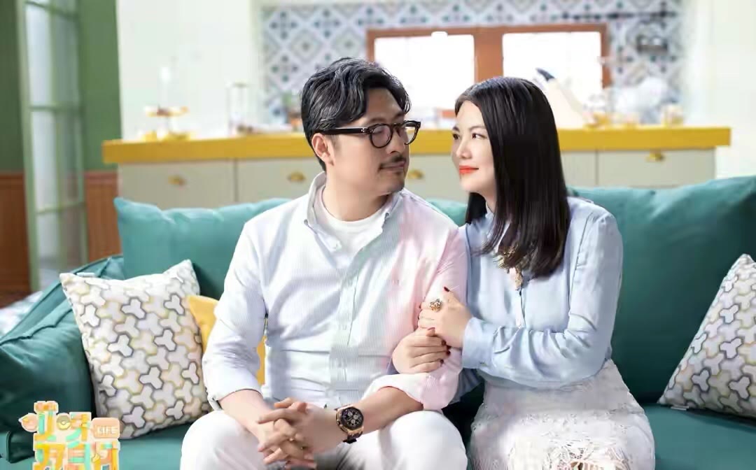 闲鱼有话说|李湘真有自信，圆润身材还敢穿紧身蕾丝裙，虽然显胖气场却像阔太