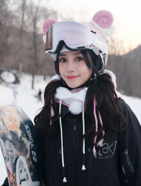 Angelababy|angelababy雪场新照 可爱小公主