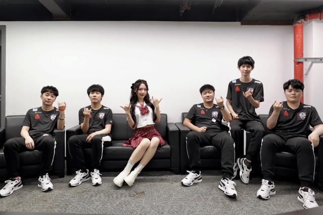 短发|小乔520皮肤曝光，原型竟是天云？AG或成最大赢家。