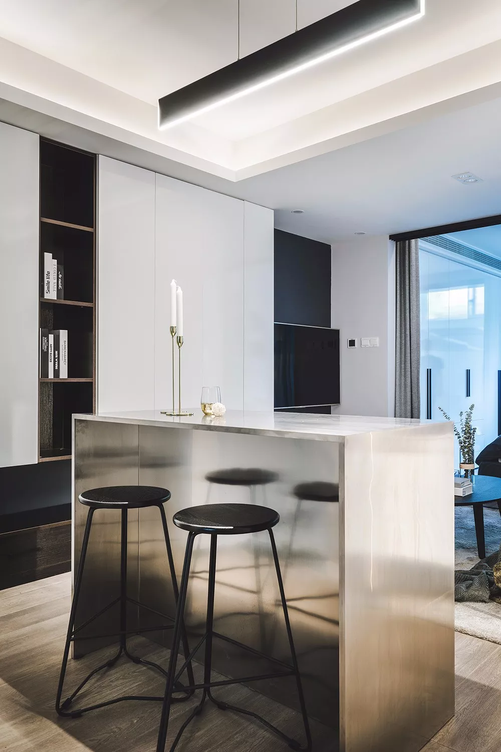 |50㎡长条形小户型公寓,简洁硬装、多光源布局,简约又有格调!