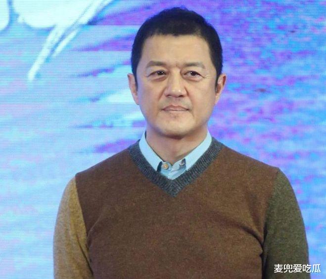 李亚鹏|李亚鹏现身雪山小镇？否认项目变烂尾楼，本人状态沧桑显老