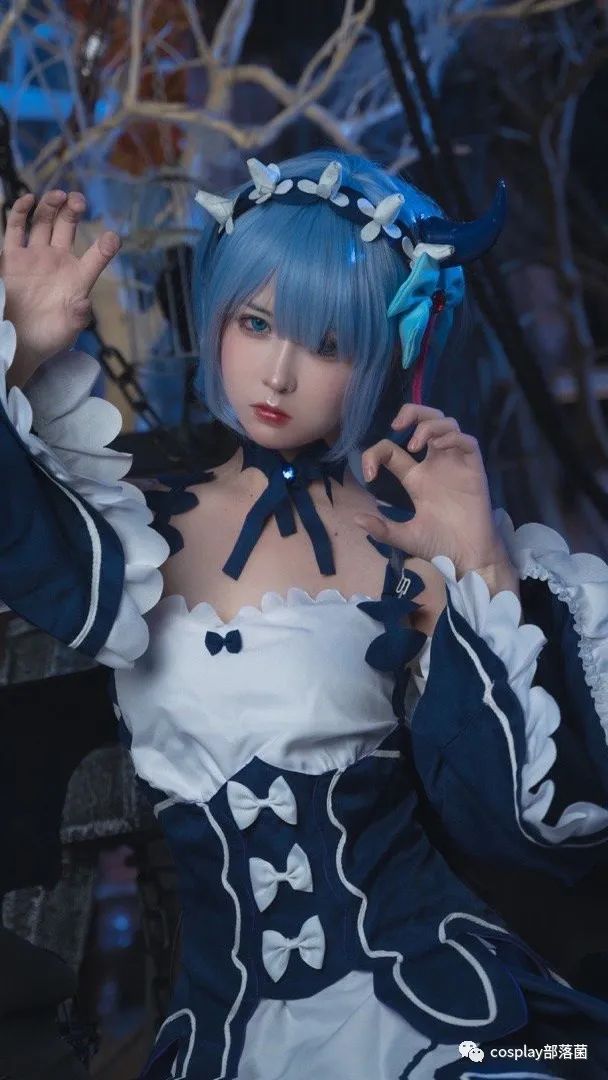 |cos：?小恶魔蕾姆cos正片