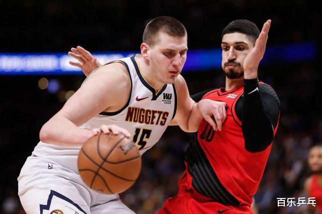 篮网队|季后赛G1赛程出炉！篮网黄金时间大战绿军，快船凌晨开打：又悬了