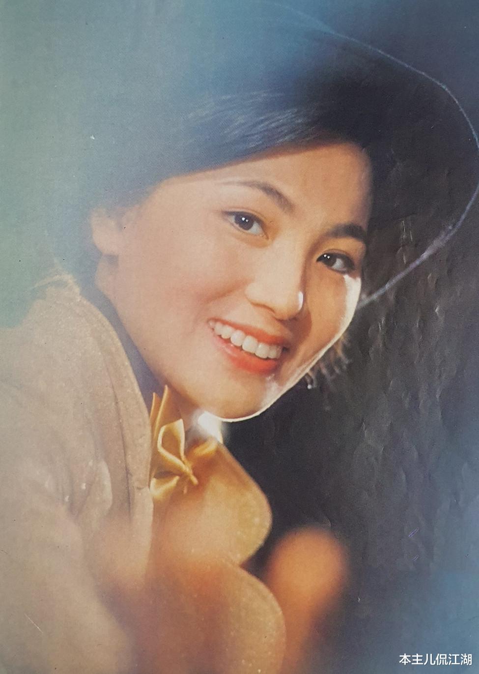 凤飞飞|凤飞飞：嫁大丈夫也幸福，36岁做妈妈，独子继承40亿遗产销声匿迹