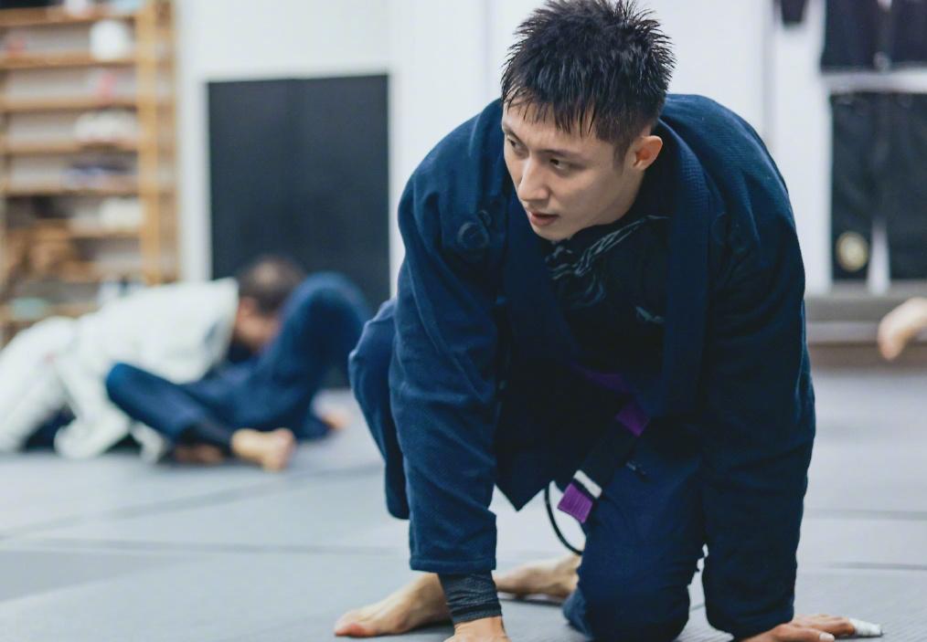 娱乐圈|黄景瑜发还粉丝误删资料，引起网友围观，网友：get新技能