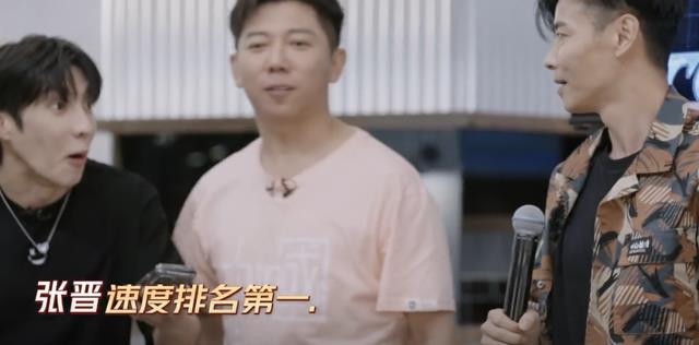 赵文卓|赵文卓弃权还被节目组照顾，张晋第一名变末位，谁放水细节很明显