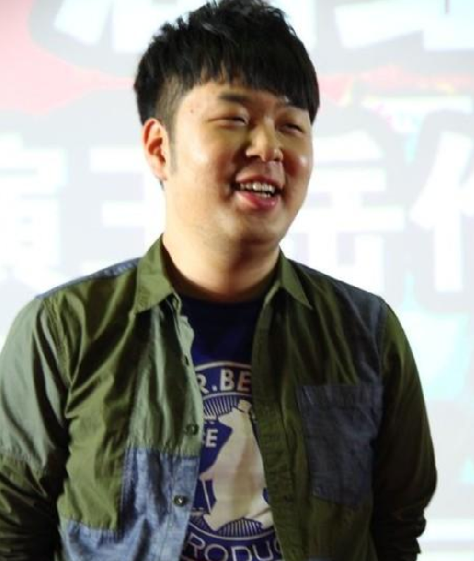 牛仔裤|杜海涛成功瘦身，外貌神似权志龙，网友：沈梦辰果然没选错人