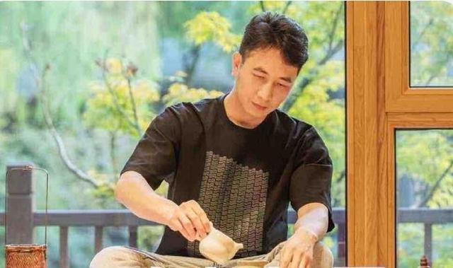 永晴说|了解了林生斌人设崩塌事件，才发现他亡妻的娘家真的太能忍了