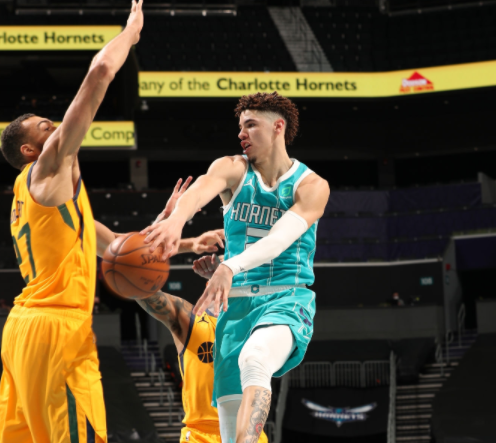 黄蜂队|34+8+4！状元榜眼全水货，黄蜂探花签选到宝，乔丹11年终于蒙对一次！