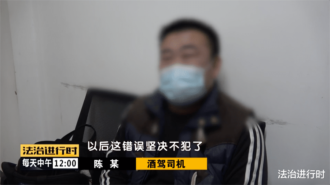 法治进行时 北京交警夜查酒驾时突发一幕：全身运动装的司机弃车狂奔500米
