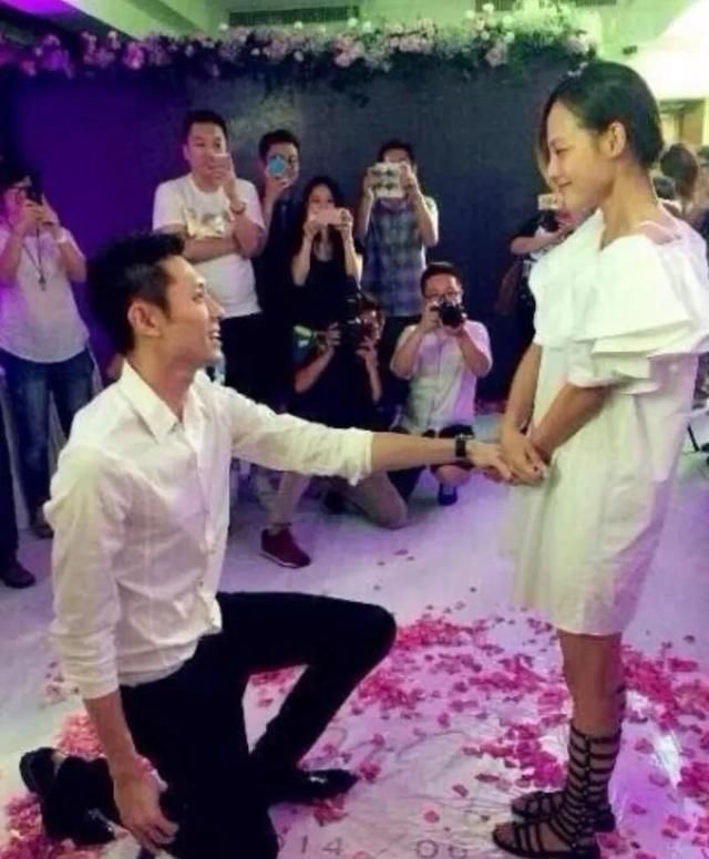 |张嘉倪和杜淳同居2年，却转身嫁给了王思聪好友买超，结局如何？