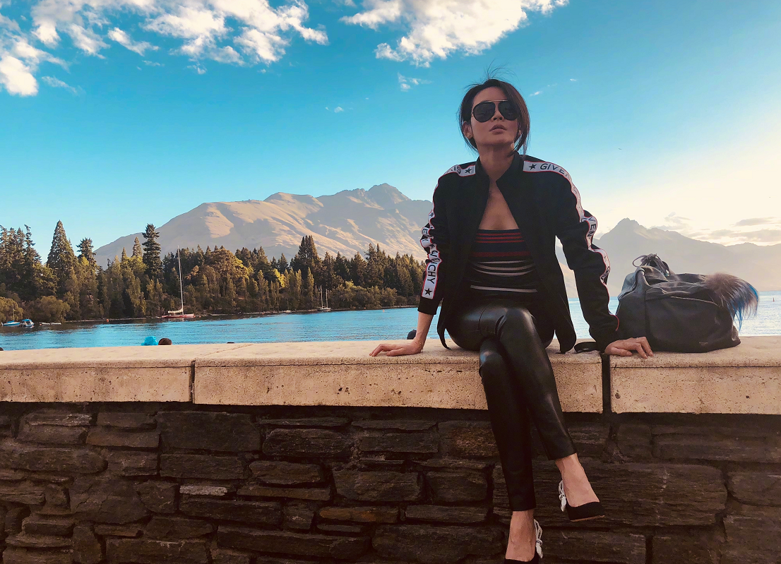 穿衣搭配|于明加的反括号身材挺高级，职业装休闲装轮换自如，38岁也有魅力