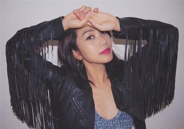 姜丽文|最惨星二代：遭生母抛弃，被渣男背叛，患抑郁症三度自杀