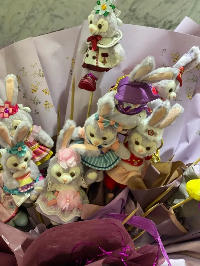 洞洞鞋|夏天穿洞洞鞋的烦恼