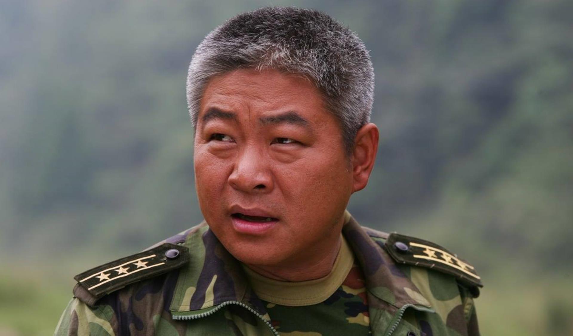 蛋妈陪娃|《士兵突击》钢七连为什么会被拆散呢?这才是团长的高明之处