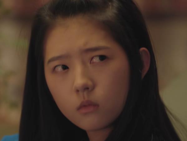 李小满|《对手》何蓝逗22岁了,演高中生毫无违和感,不是很美但很有灵气