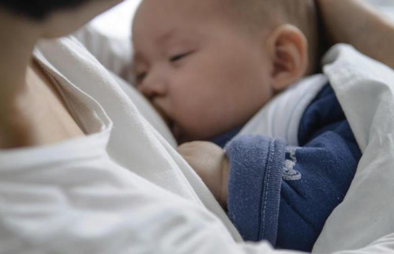 五行阁宝宝名字分享|为啥宝宝喝母乳频繁夜醒,喝奶粉却能一觉睡天亮?不止营养问题