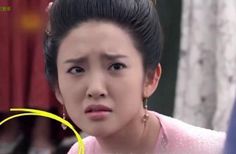 穿帮镜头|“尴尬”的穿帮镜头，胡歌：我拍神话那么辛苦，贴创可贴不过分吧