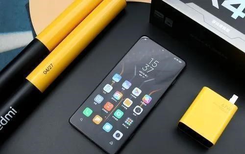oppo reno|价格厚道的千元级游戏手机，120Hz高刷+弹出式肩键一应俱全