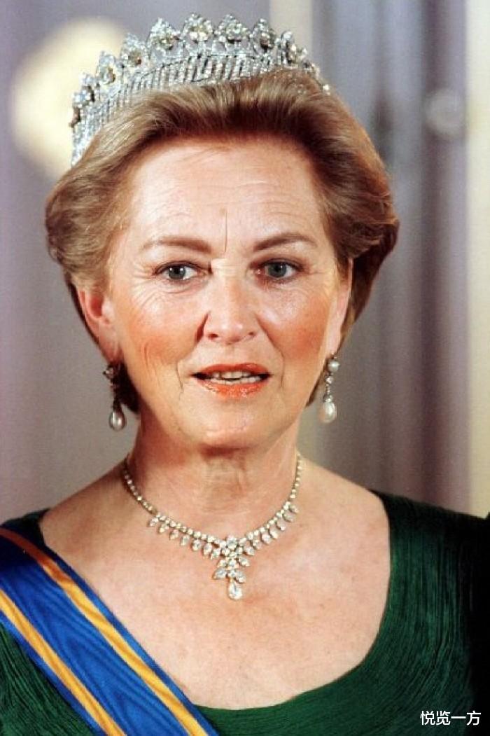 奥黛丽·赫本|红颜易老？赫本、费雯丽、凯利和欧洲美貌公主们容颜老去时