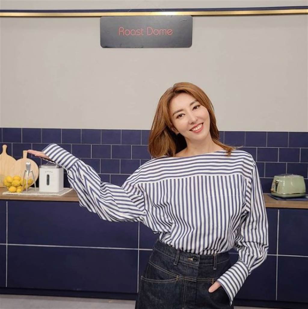 耿护院|张菲曾追她喝到住院 金元萱感情空窗11年52岁未婚