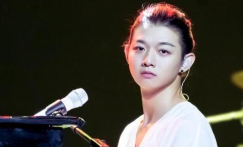 MARRY|霍尊事件大反转：作家陈岚晒微信聊天记录，戳穿陈露谎言