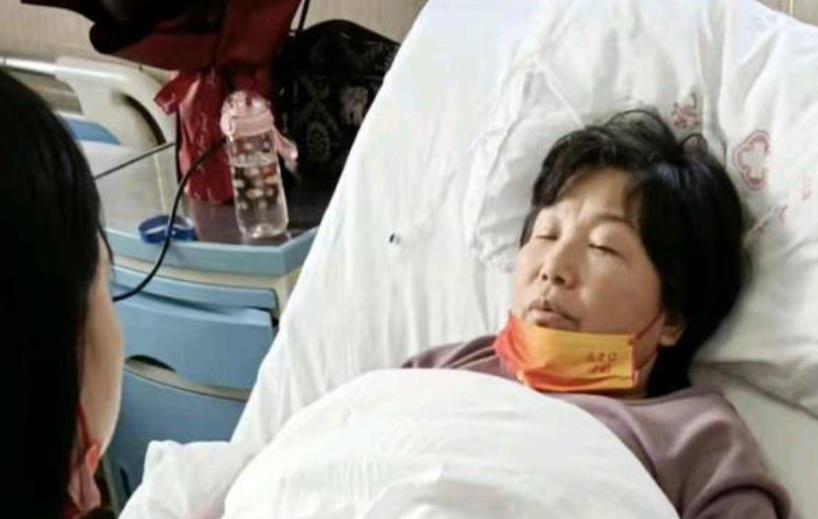 杜新枝|杜新枝铁粉起内讧！金果儿与彬彬有理互撕，曝出不少内幕消息